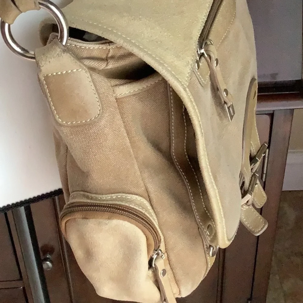 Tomboy Wiz Canvas / Cow Leather Crossbody Bag
